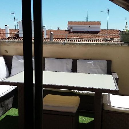Vivienda Turistica Vistas Catedral Apartment Leon Exterior photo