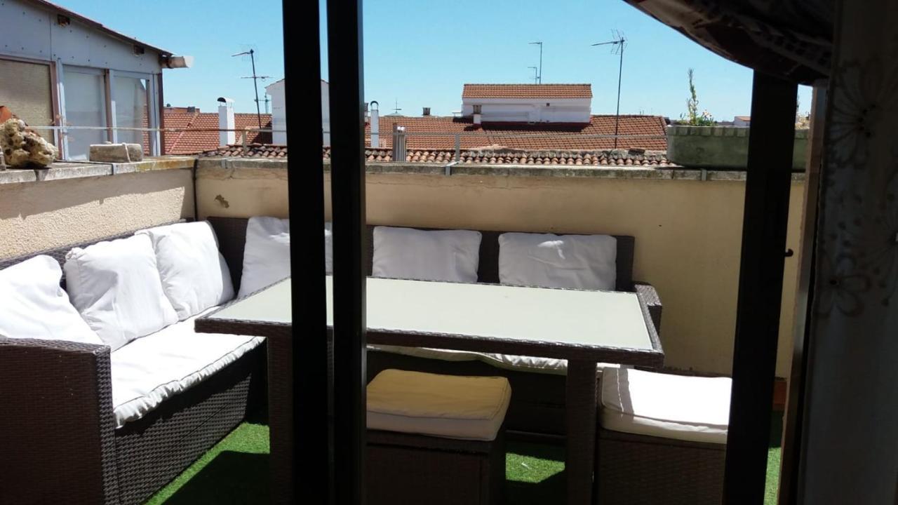 Vivienda Turistica Vistas Catedral Apartment Leon Exterior photo
