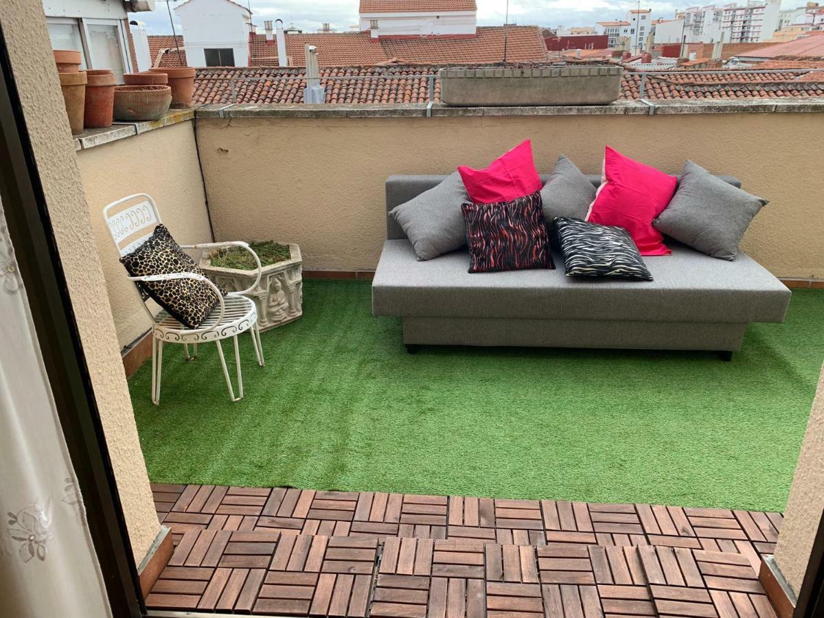 Vivienda Turistica Vistas Catedral Apartment Leon Exterior photo